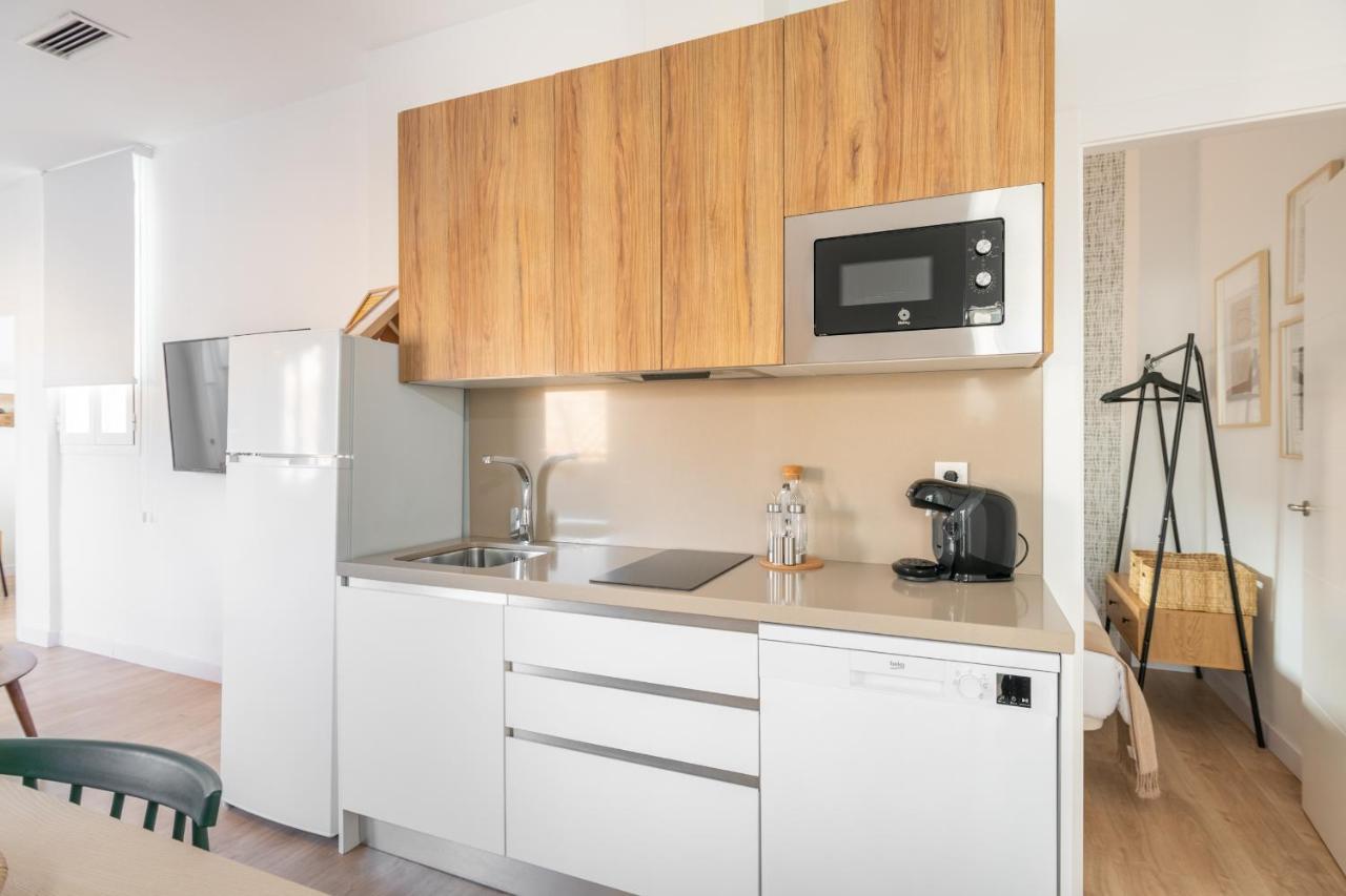 Apartamentos Luna Suites Palacio Dorita Granada Luaran gambar