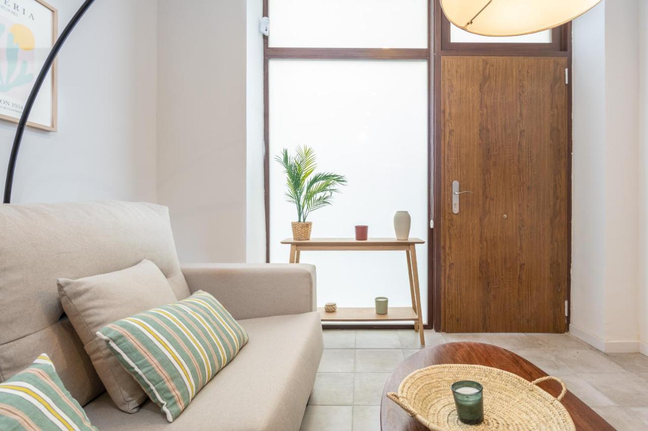 Apartamentos Luna Suites Palacio Dorita Granada Luaran gambar