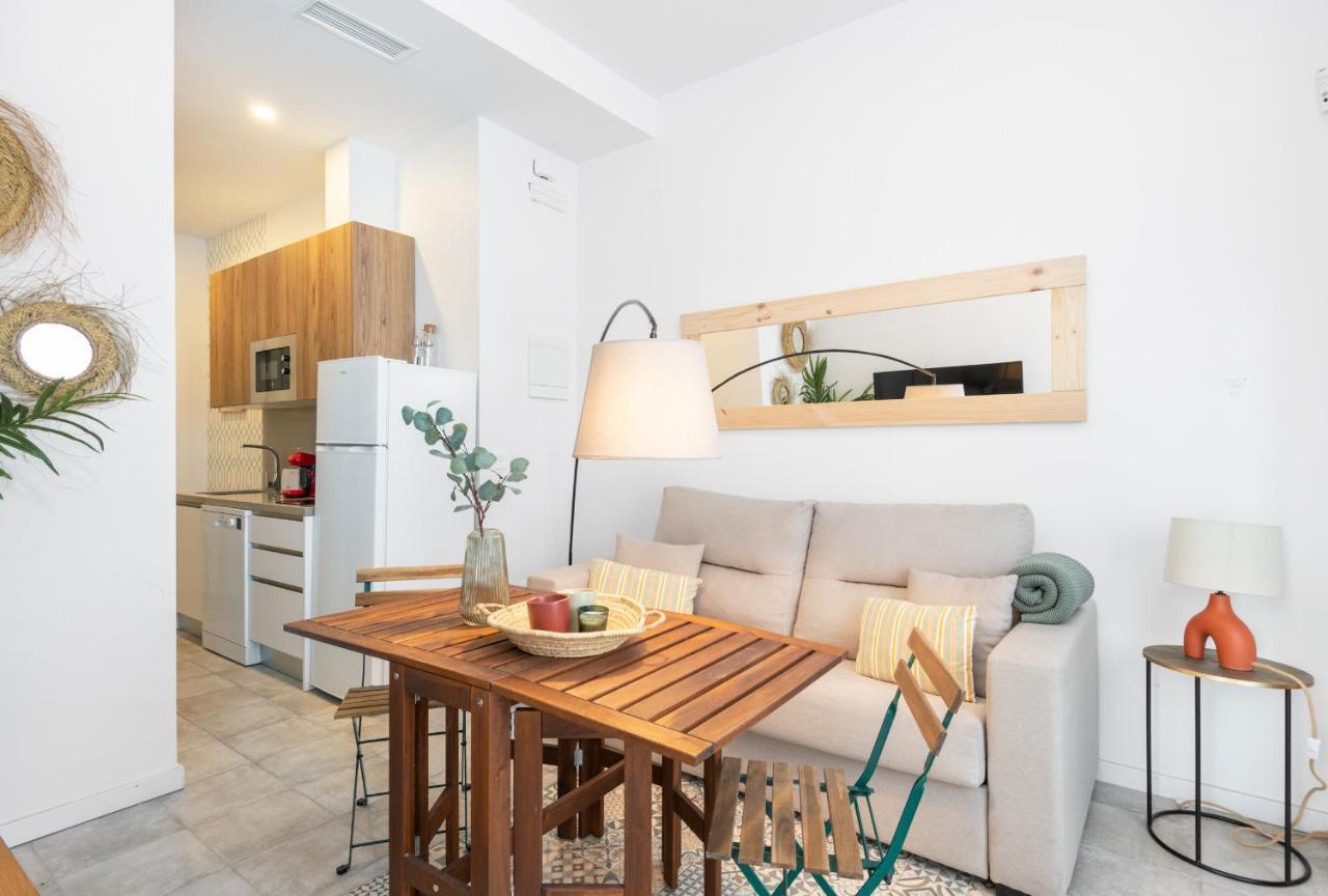 Apartamentos Luna Suites Palacio Dorita Granada Luaran gambar