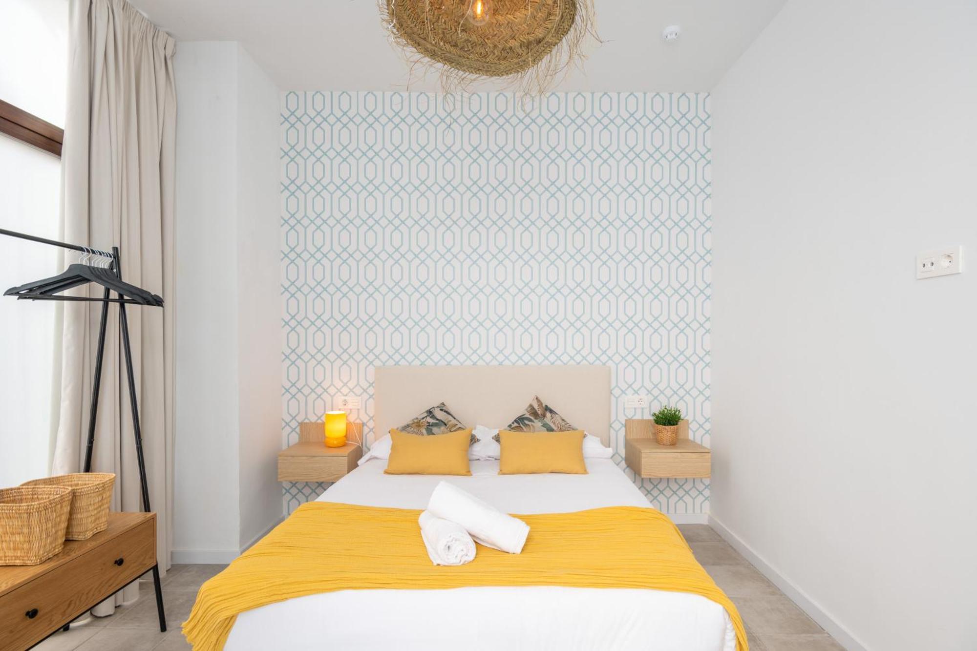 Apartamentos Luna Suites Palacio Dorita Granada Luaran gambar